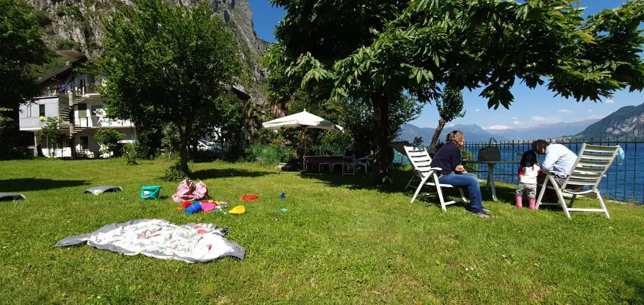 L For Lake Mandello del Lario